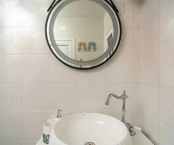 Casa De La Mare - אלבנה