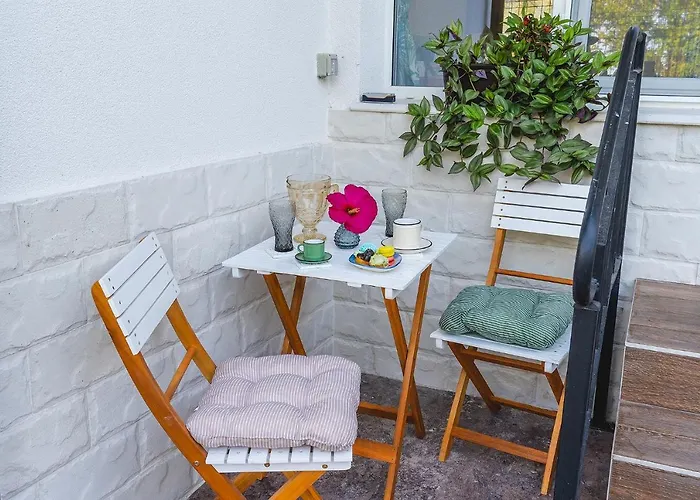 Casa De La Mare - * אלבנה